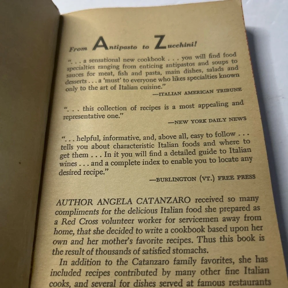THE HOME BOOK OF ITALIAN COOKING - ANGELA CATANZARO